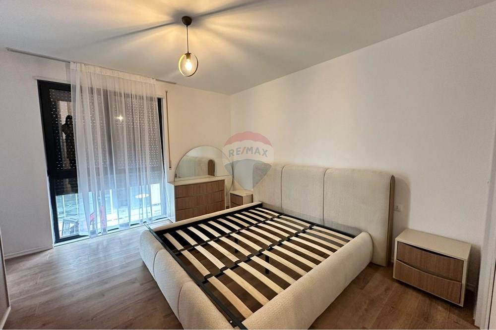Apartment 2+1+2 for rent.