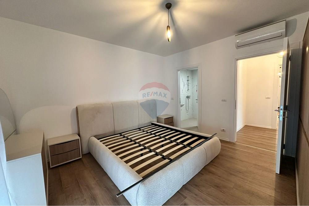 Apartment 2+1+2 for rent.