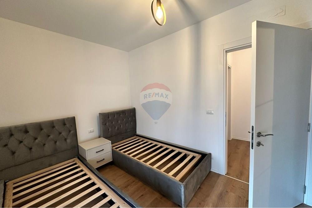 Apartment 2+1+2 for rent.