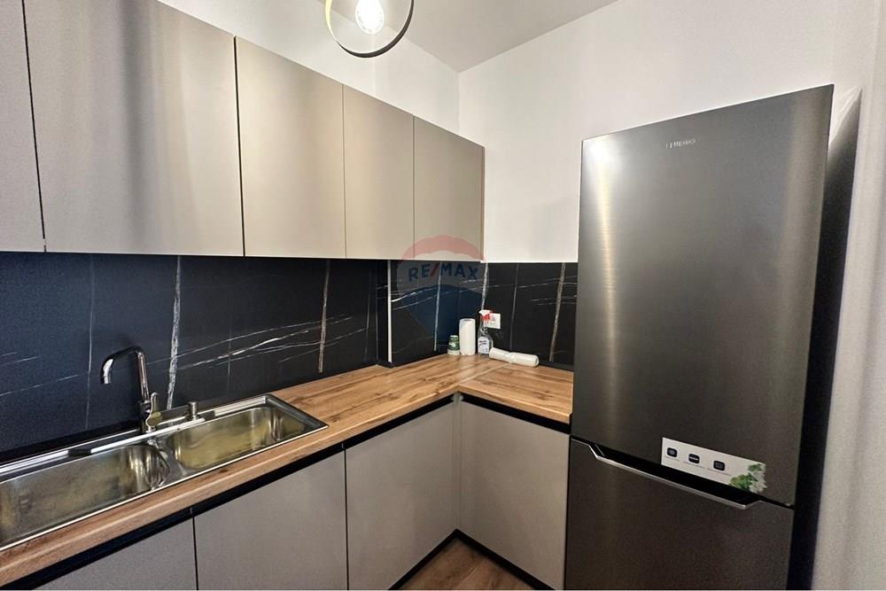 Apartment 2+1+2 for rent.