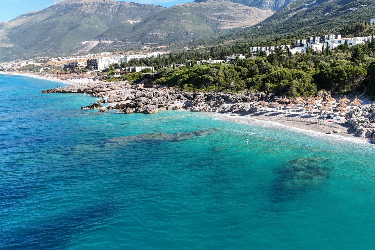 Proprietà in vendita a dhermi 9425 dhermi