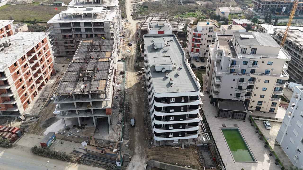 Erdgeschosswohnung zum verkauf in golem albanien (6)