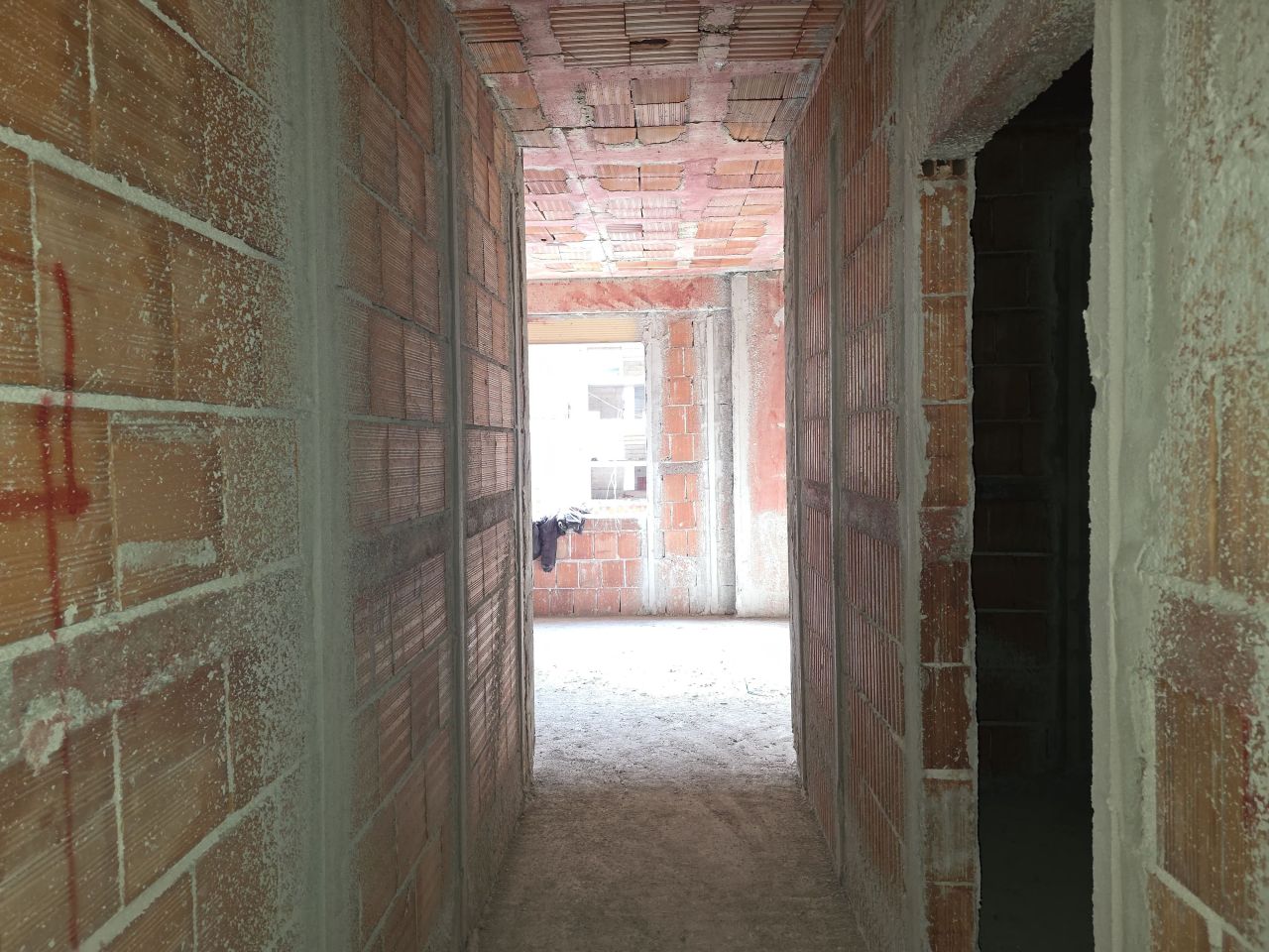 Erdgeschosswohnung zum verkauf in golem albanien (5)