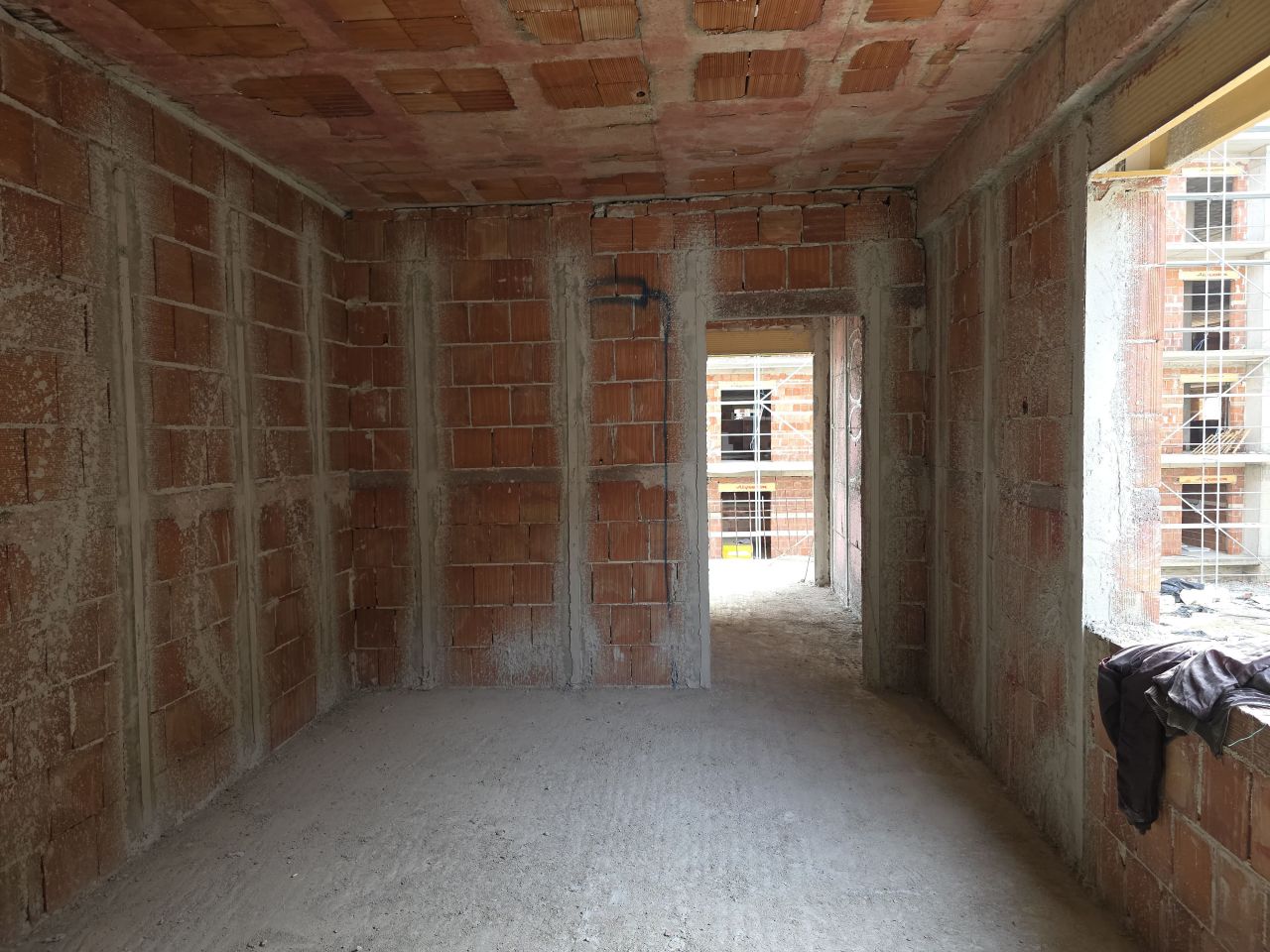 Erdgeschosswohnung zum verkauf in golem albanien (7)