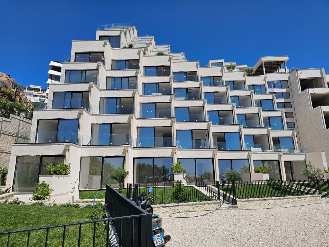Rruga butrinti, sarande Saranda