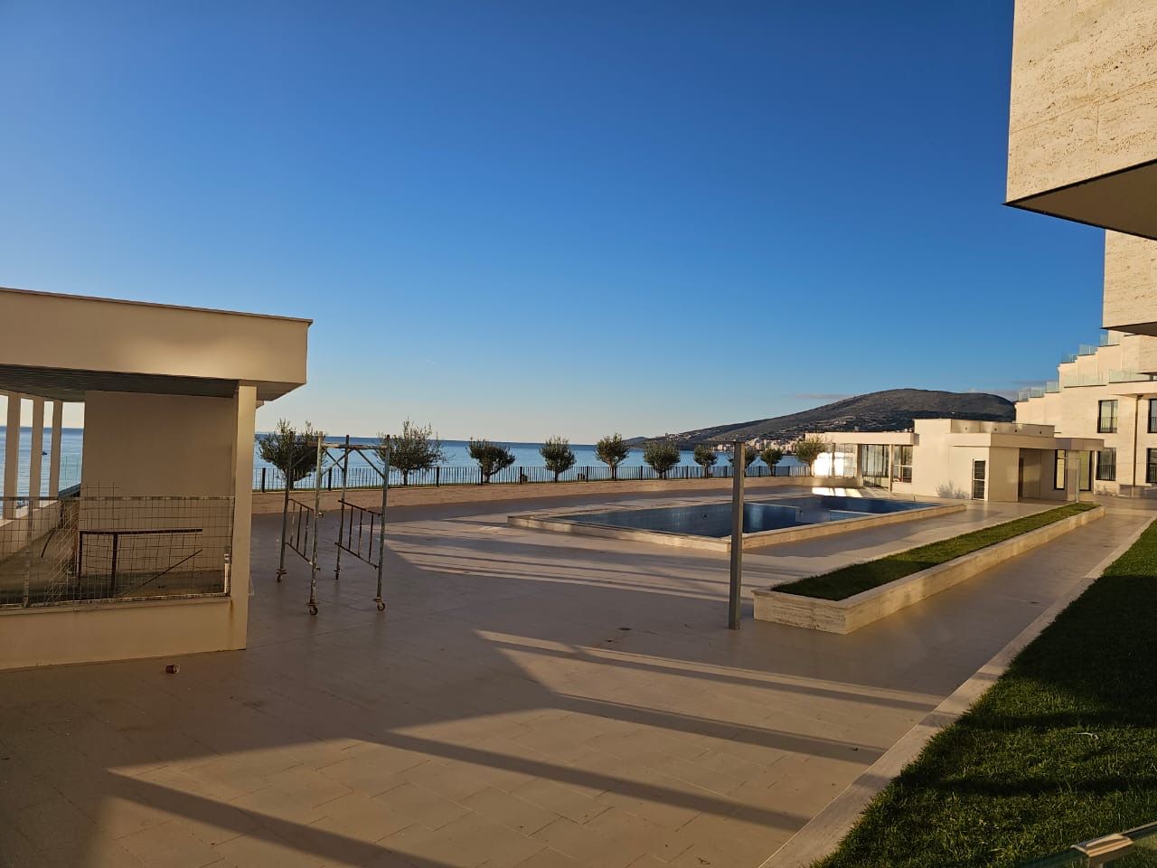 Rruga butrinti, sarande Saranda
