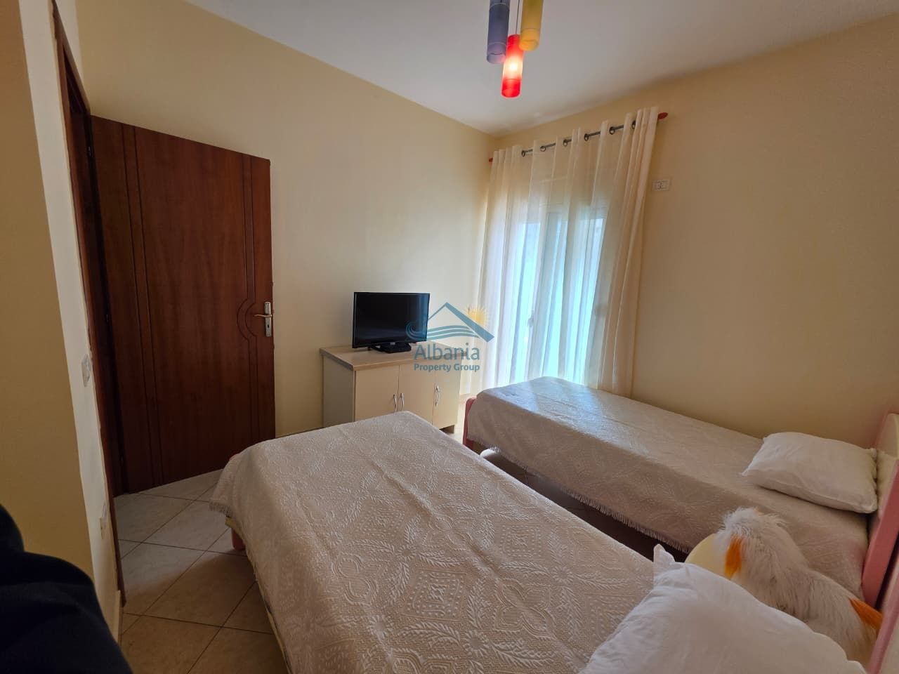 Apartament me dy dhoma gjumi për shitje në Vlorë shqipëri (6)