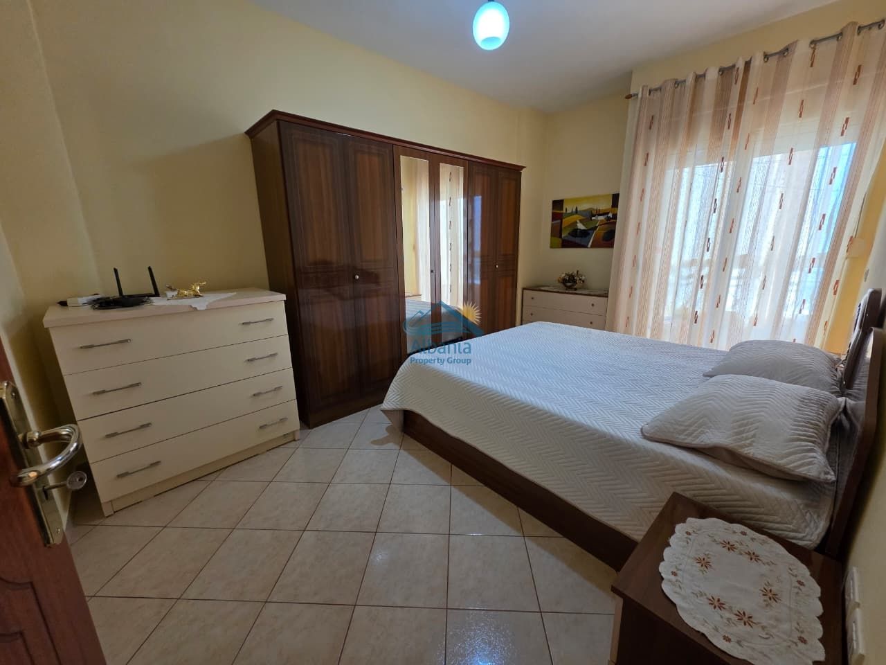 Apartament me dy dhoma gjumi për shitje në Vlorë shqipëri (8)