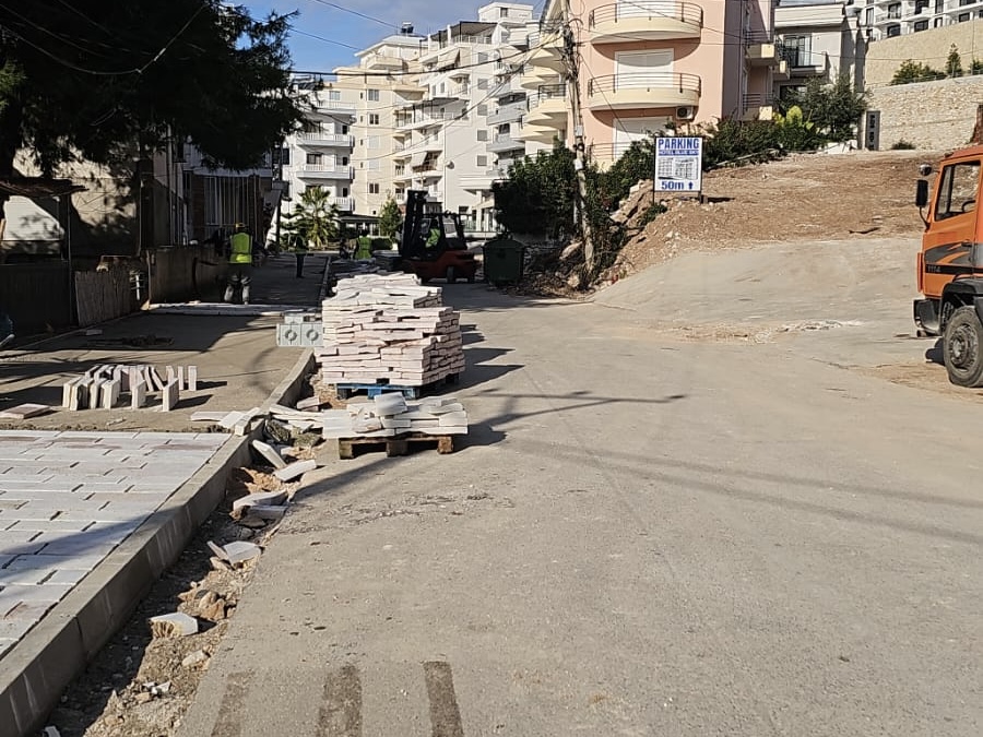 Rruga butrinti, sarande Saranda