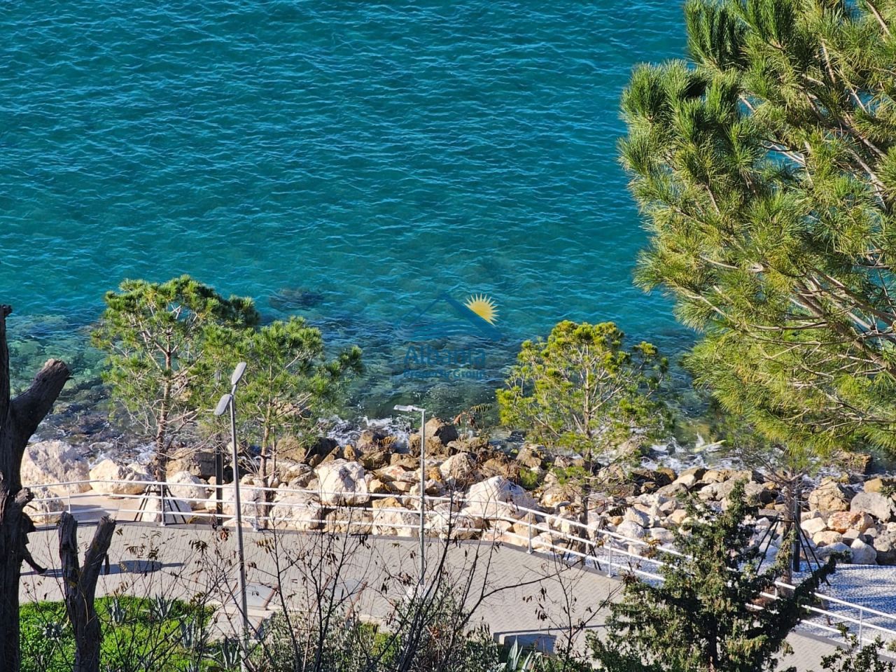 Studio à vendre à lungomare Vlorë, rr. Dhimiter konomi Vlorë