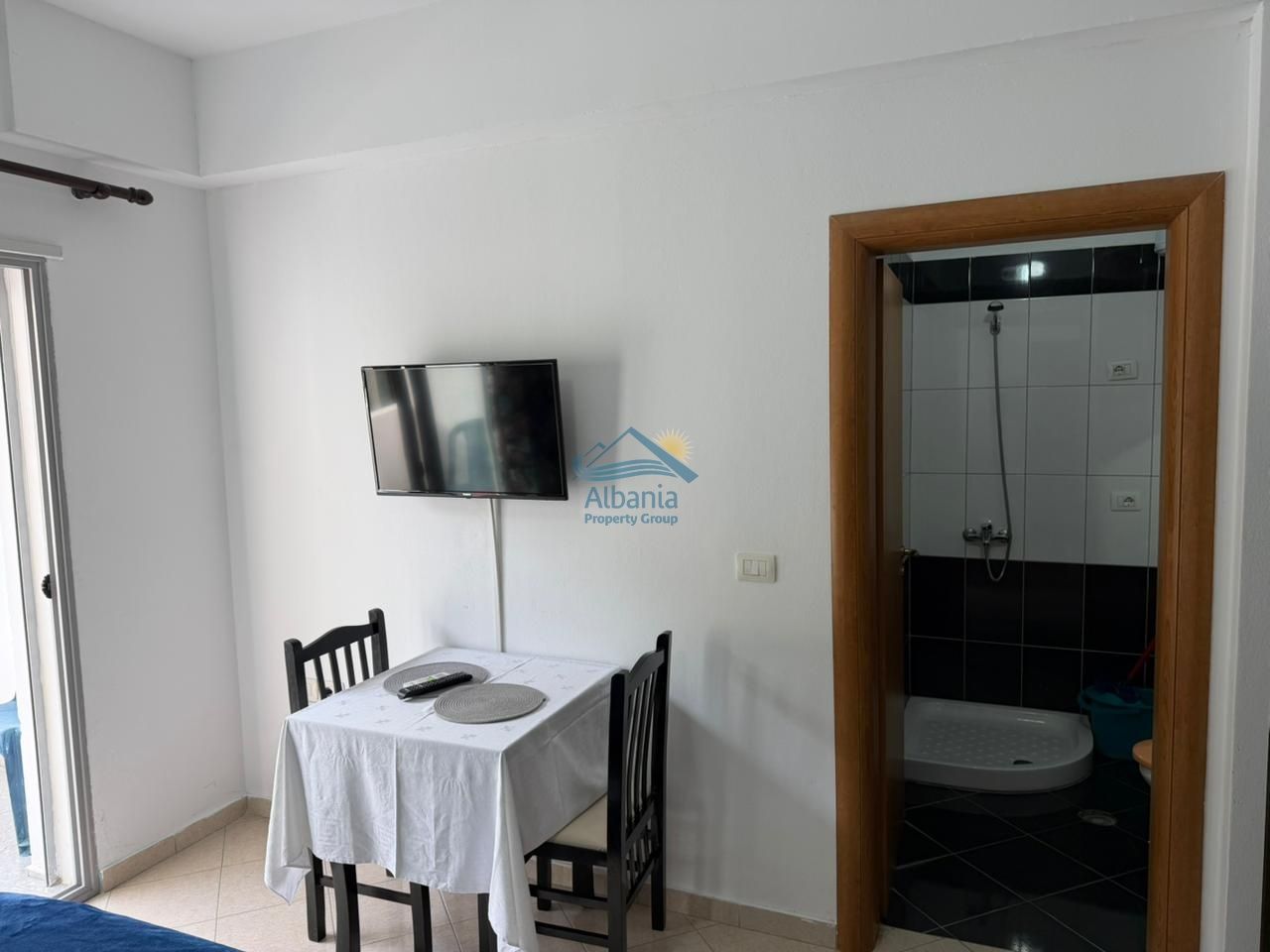 Studio zum verkauf in lungomare Vlorë, rr. Dhimiter konomi Vlorë