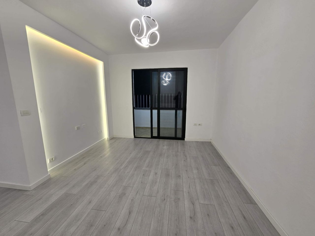 Apartment for sale in golem durres albania (2)