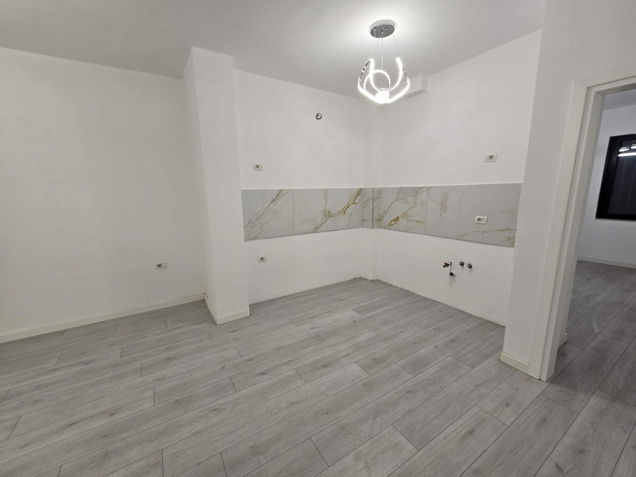 Apartment for sale in golem durres albania (3)