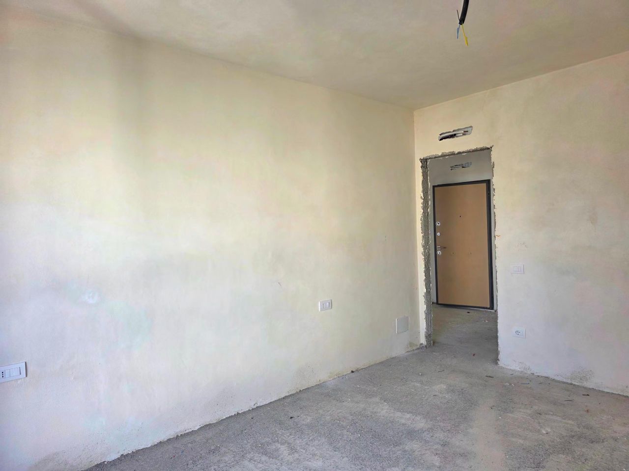 Apartment for sale in golem durres albania