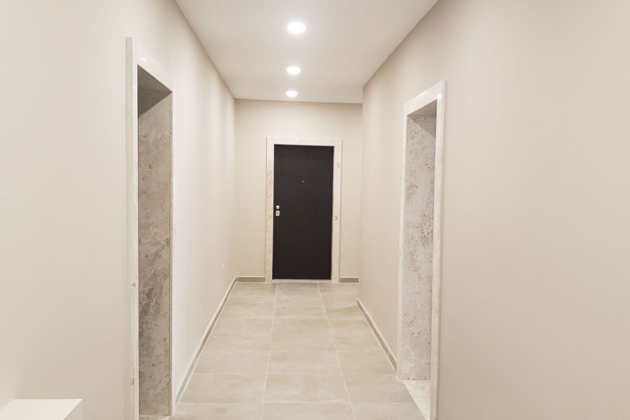 Golem, durres 2504 durres