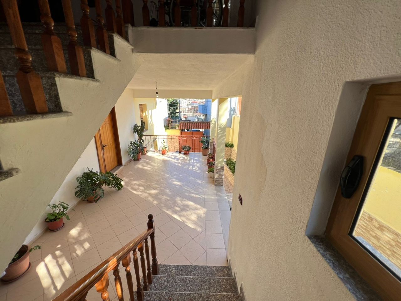 Rruga 4 heronjtë, vlore 9402 Vlora