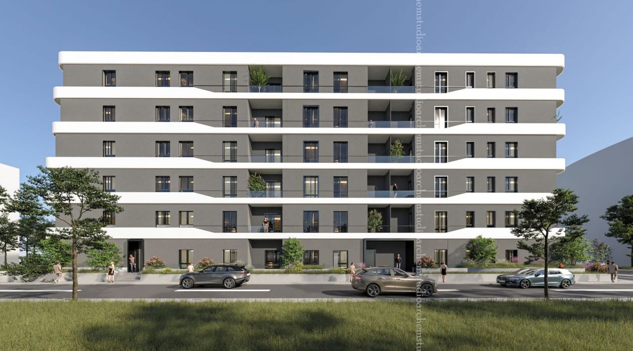 Golem, Durrës 2504 golem