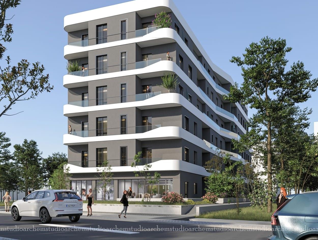 Golem, Durrës 2504 golem