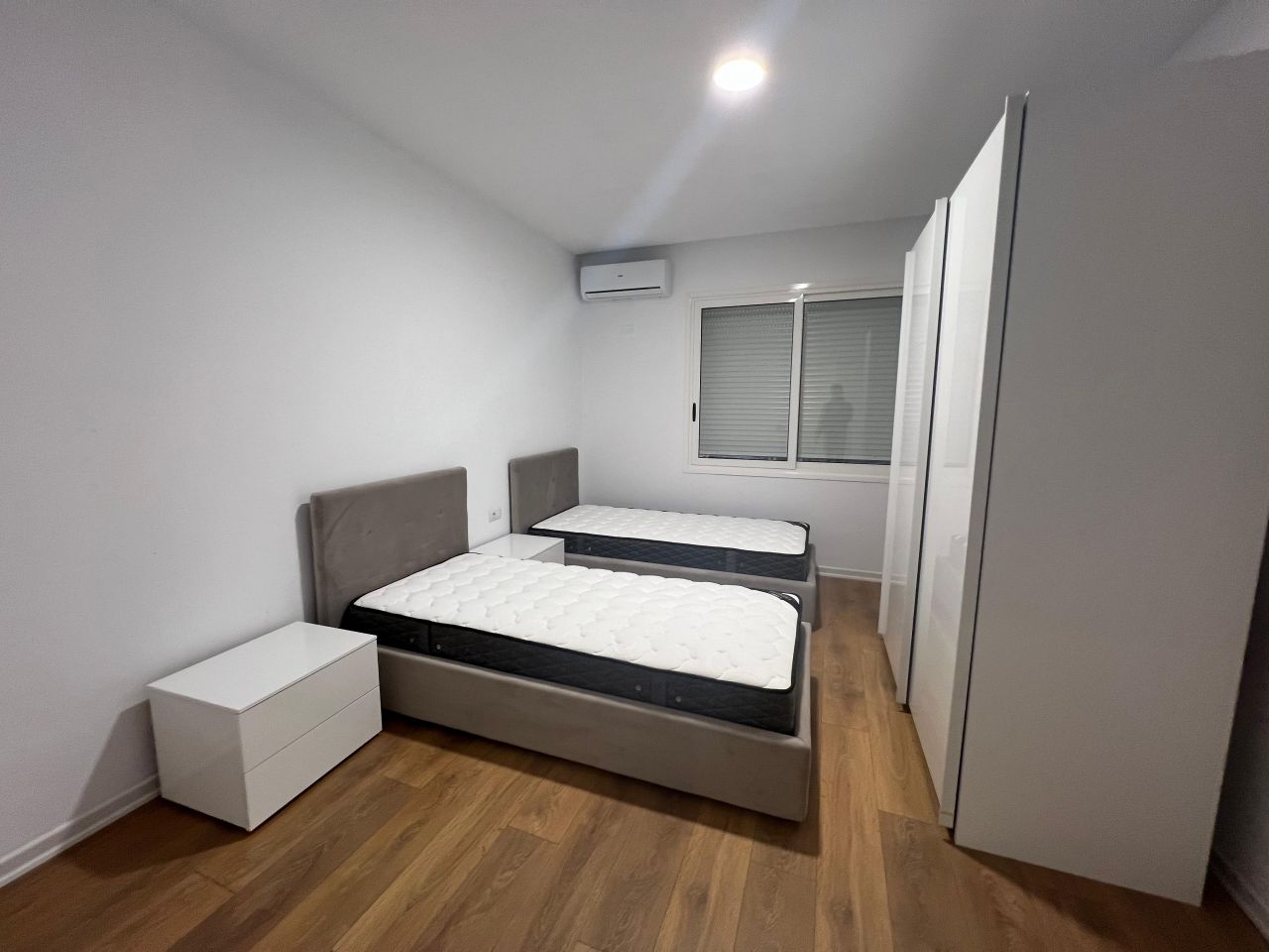 Rruga ismail qemali, vlore 9401 Vlora