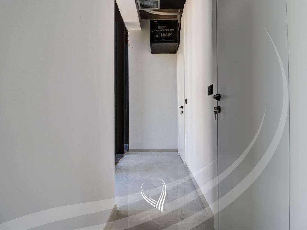 Espaço comercial de 297,83 metros quadrados à venda no bairro Mati 1