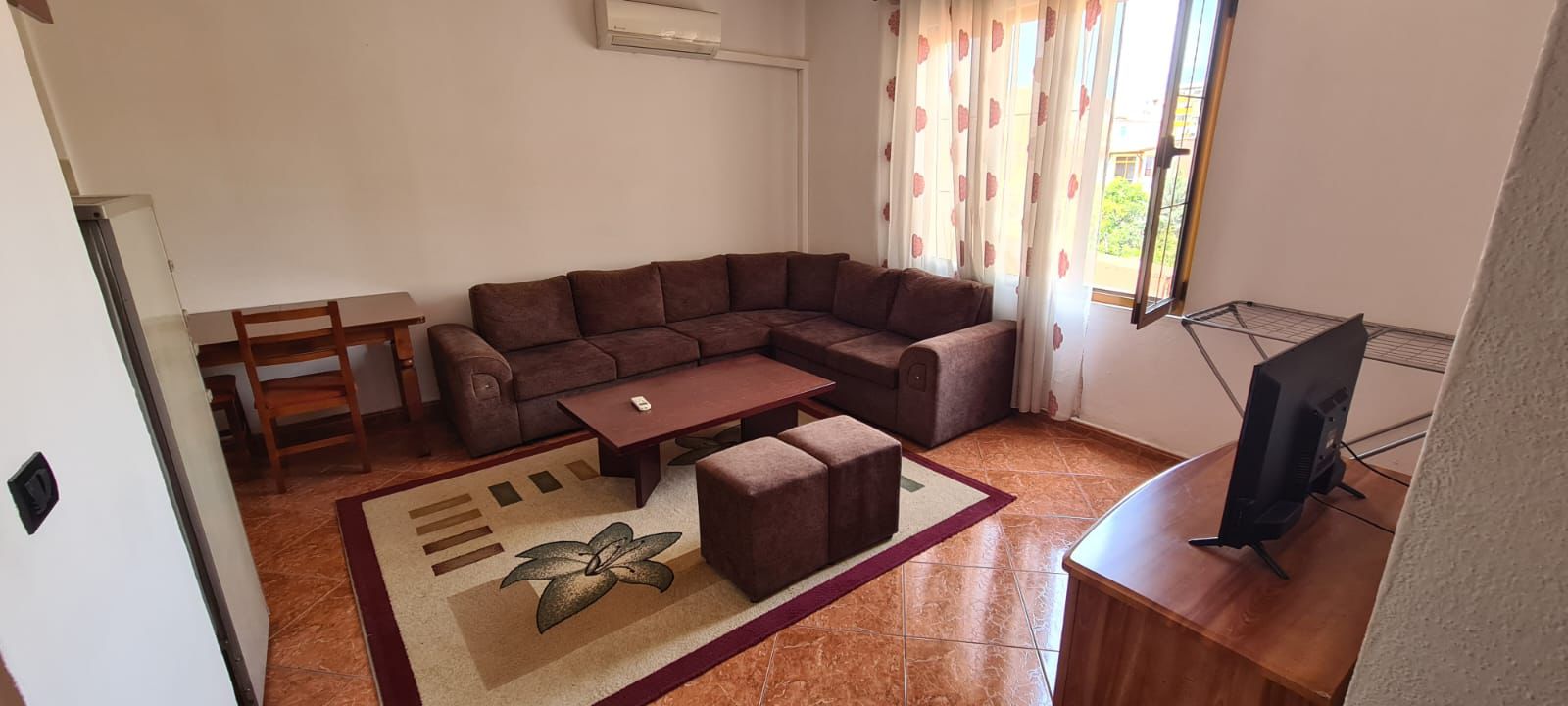 Louer | appartement 1 + 1 | vila goldi | 500 €/mois