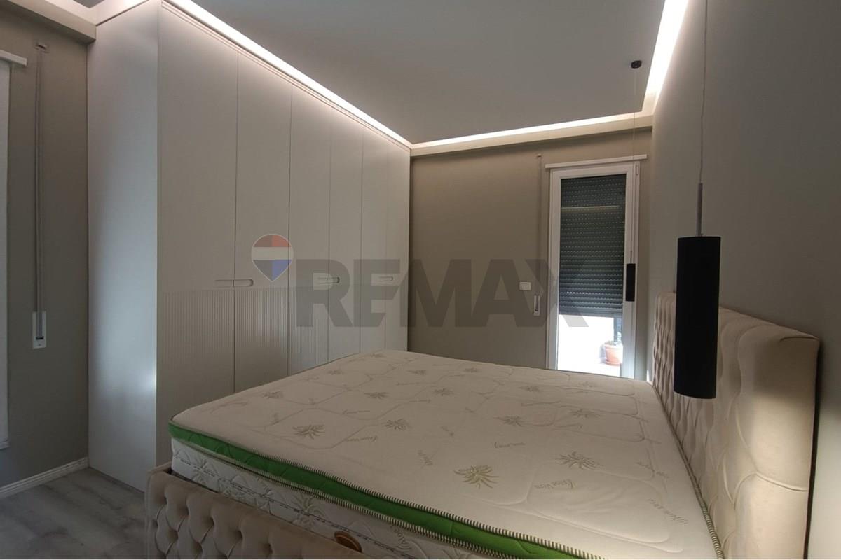 Shitet apartament 2+1+2 ne don bosko .