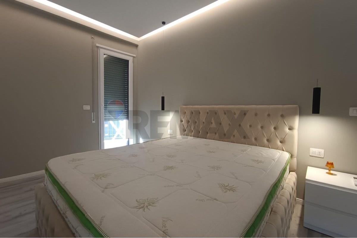 Shitet apartament 2+1+2 ne don bosko .