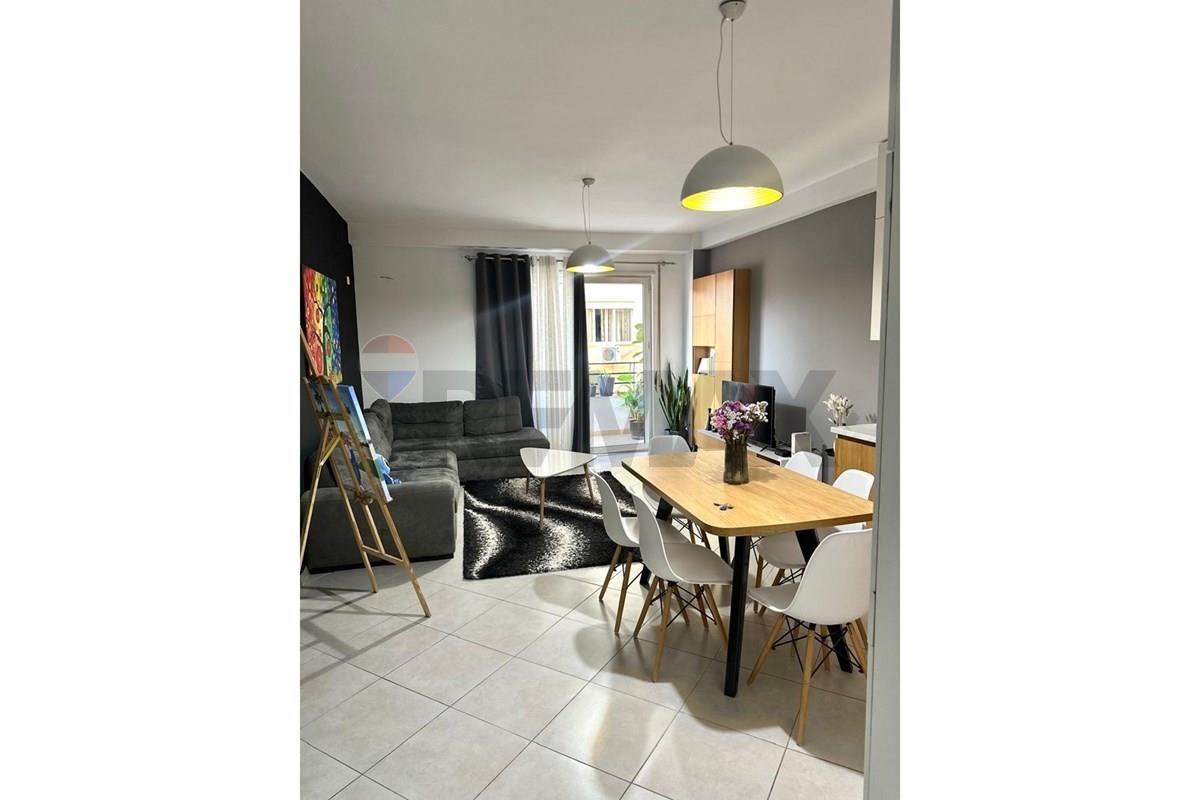 Apartamento 2+1 para alugar na kodra e diellit
