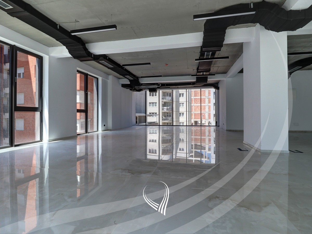 Locale commerciale di 297,83 metri quadrati in affitto nel quartiere Mati 1 (3)