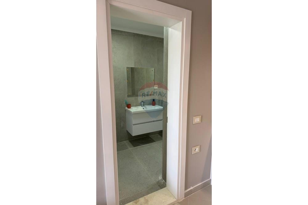 Apartamento 1+1 em andar para alugar em ish frigoriferi, perto de bulevardi i ri (8)
