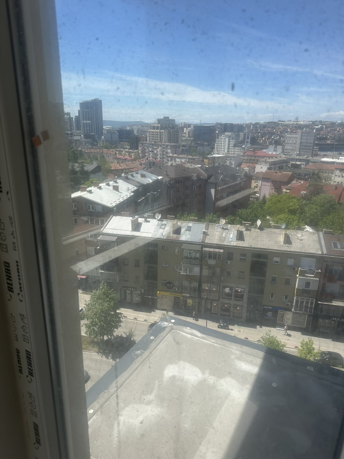 Banesë në shitje në lagjen e muhaxherëve