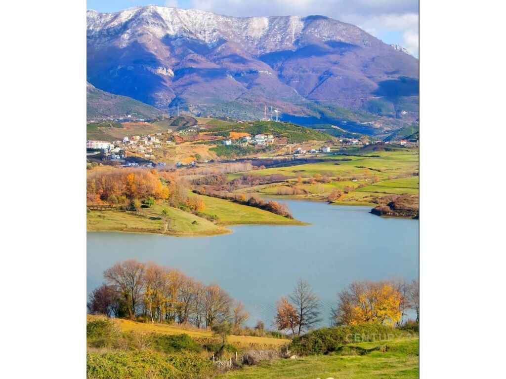 Terra para construção no lago farka!