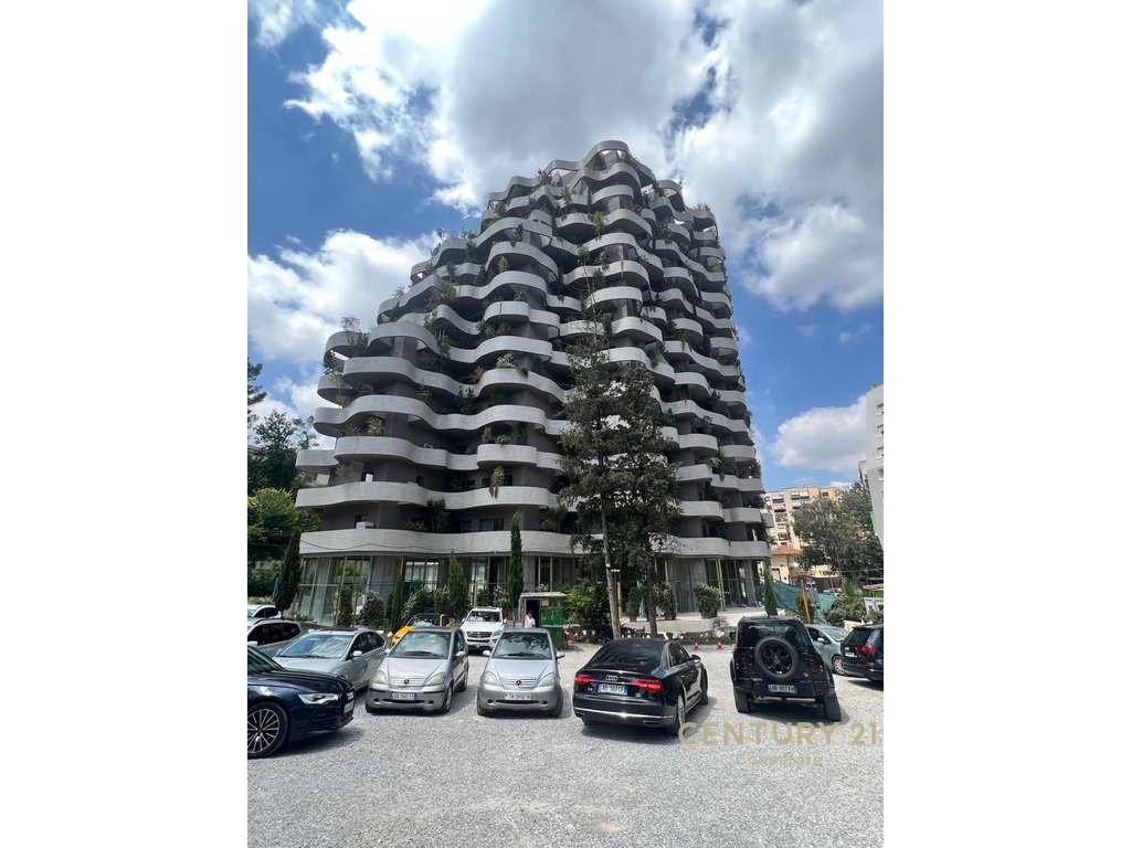 Via Elbasan, appartamento open space con veranda