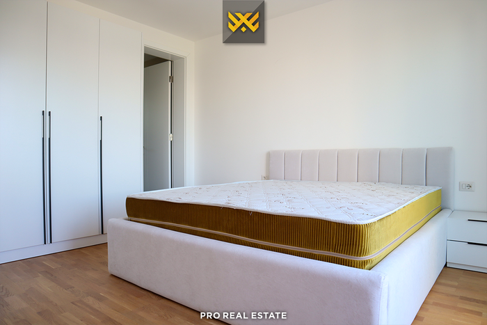 House 180m² + 87m² with #rent in priam village neighborhood.