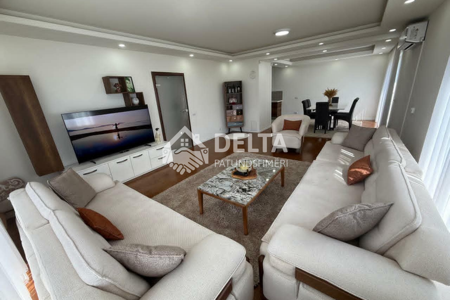 House for rent in qëndresa neighborhood