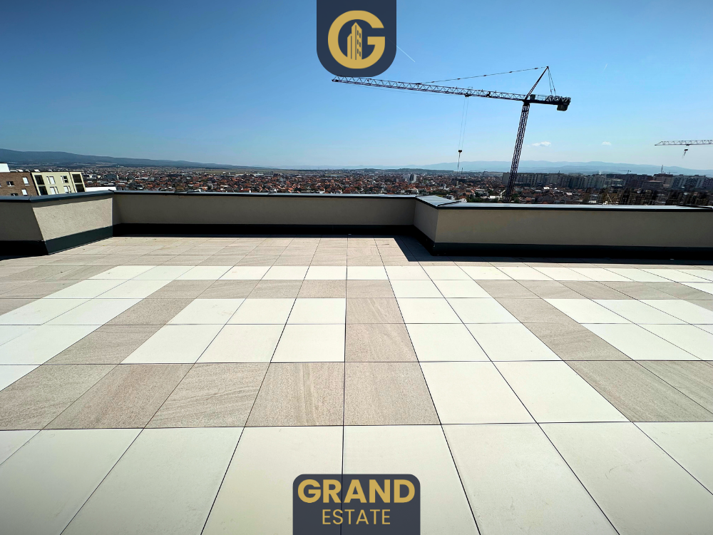 Penthouse 420m² para alugar, Ferizaj (5)