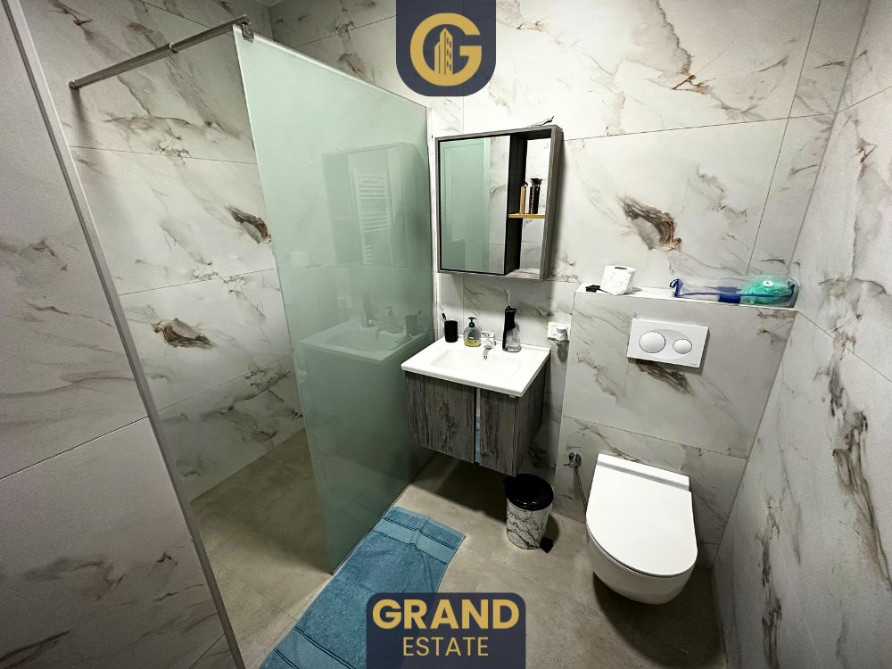 Penthouse 420m² para alugar, Ferizaj (8)