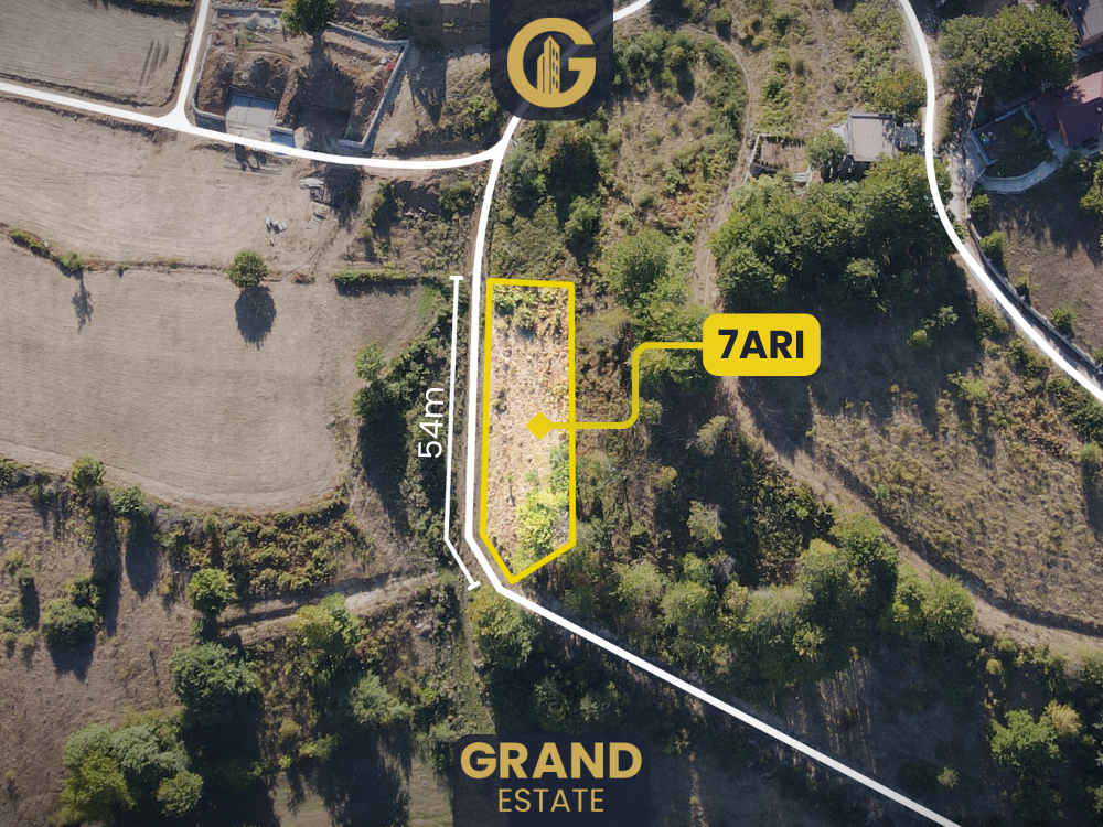 Parcel 7 ari për shitje në strazhë, kaçanik (2)