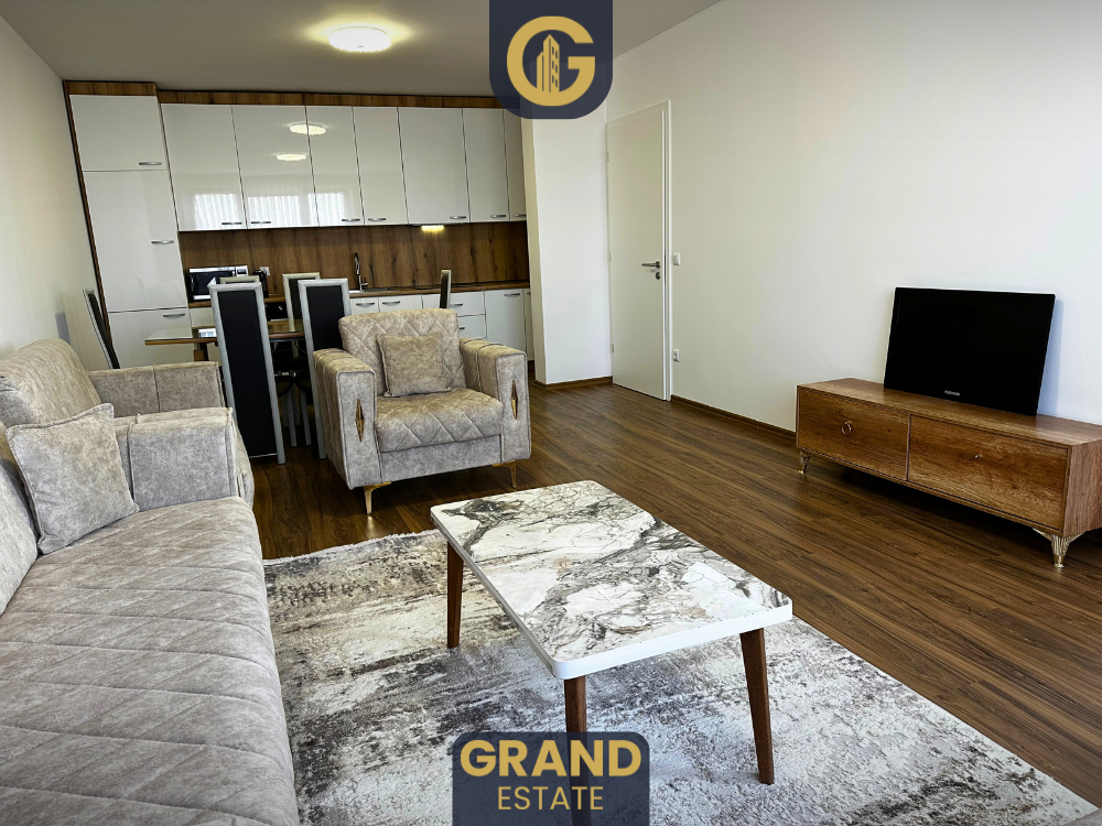 Appartamento di 93m² in affitto, 8 piano, Ferizaj (2)