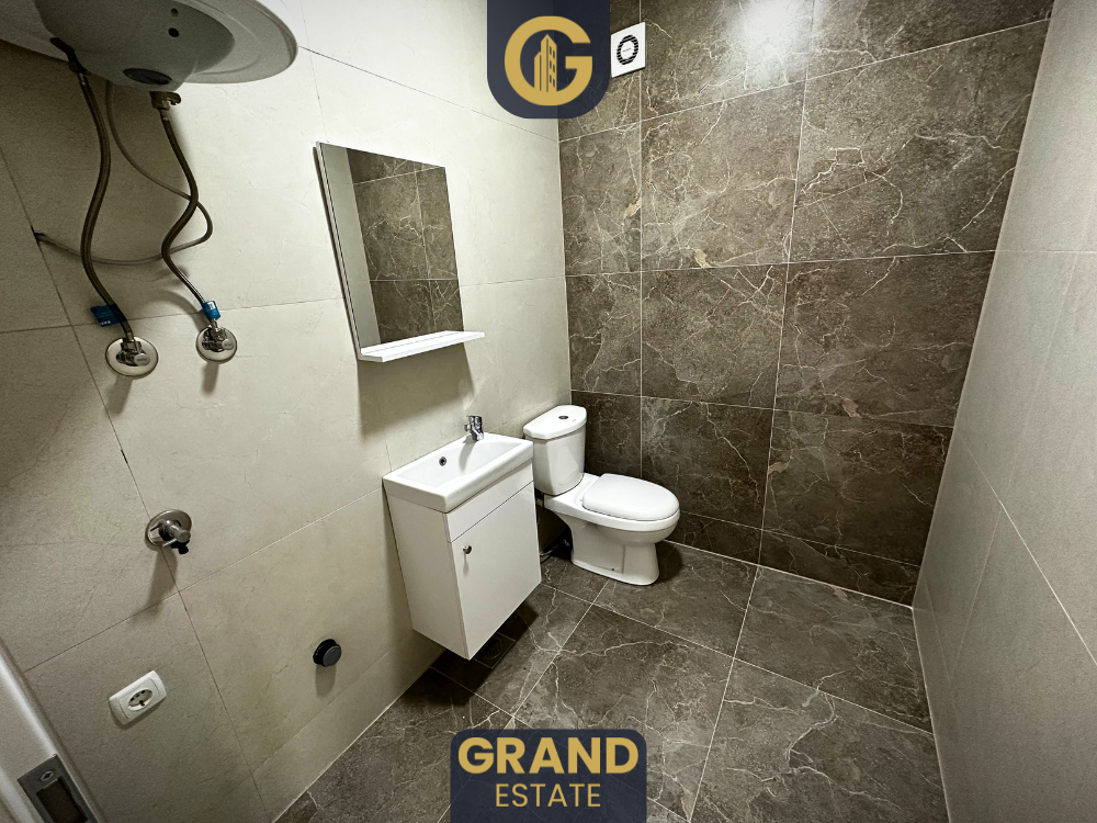 Penthouse 310m² à louer, Ferizaj