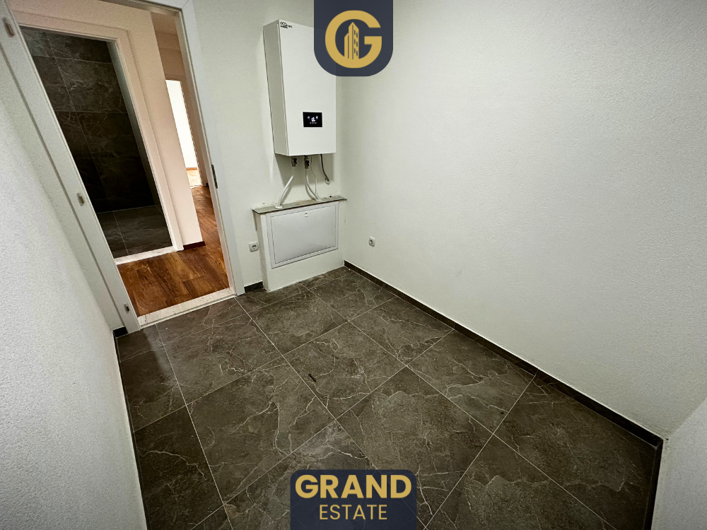 Penthouse 310m² à louer, Ferizaj