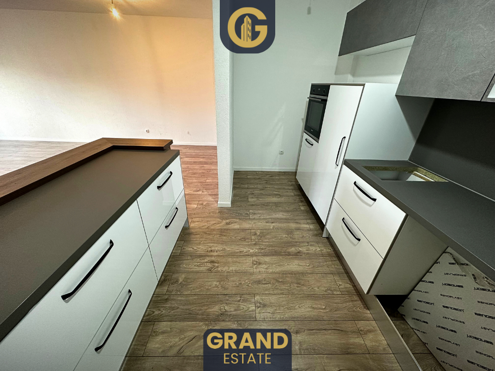 Appartamento/ufficio 94,35m² in affitto, piano 1, Ferizaj (4)