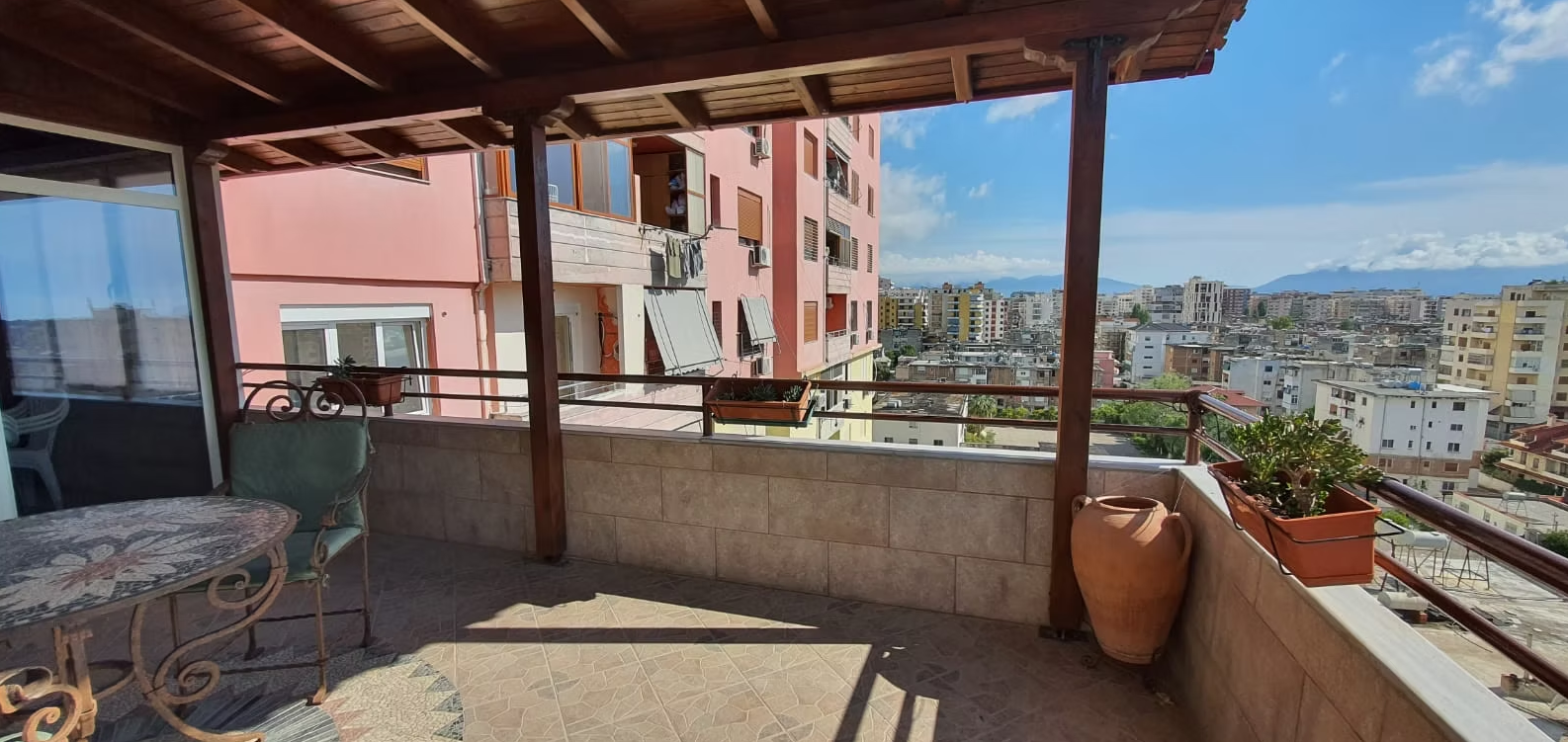 Ático espectacular y único en el corazón de Vlora