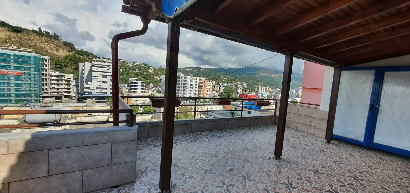 Ático espectacular y único en el corazón de Vlora