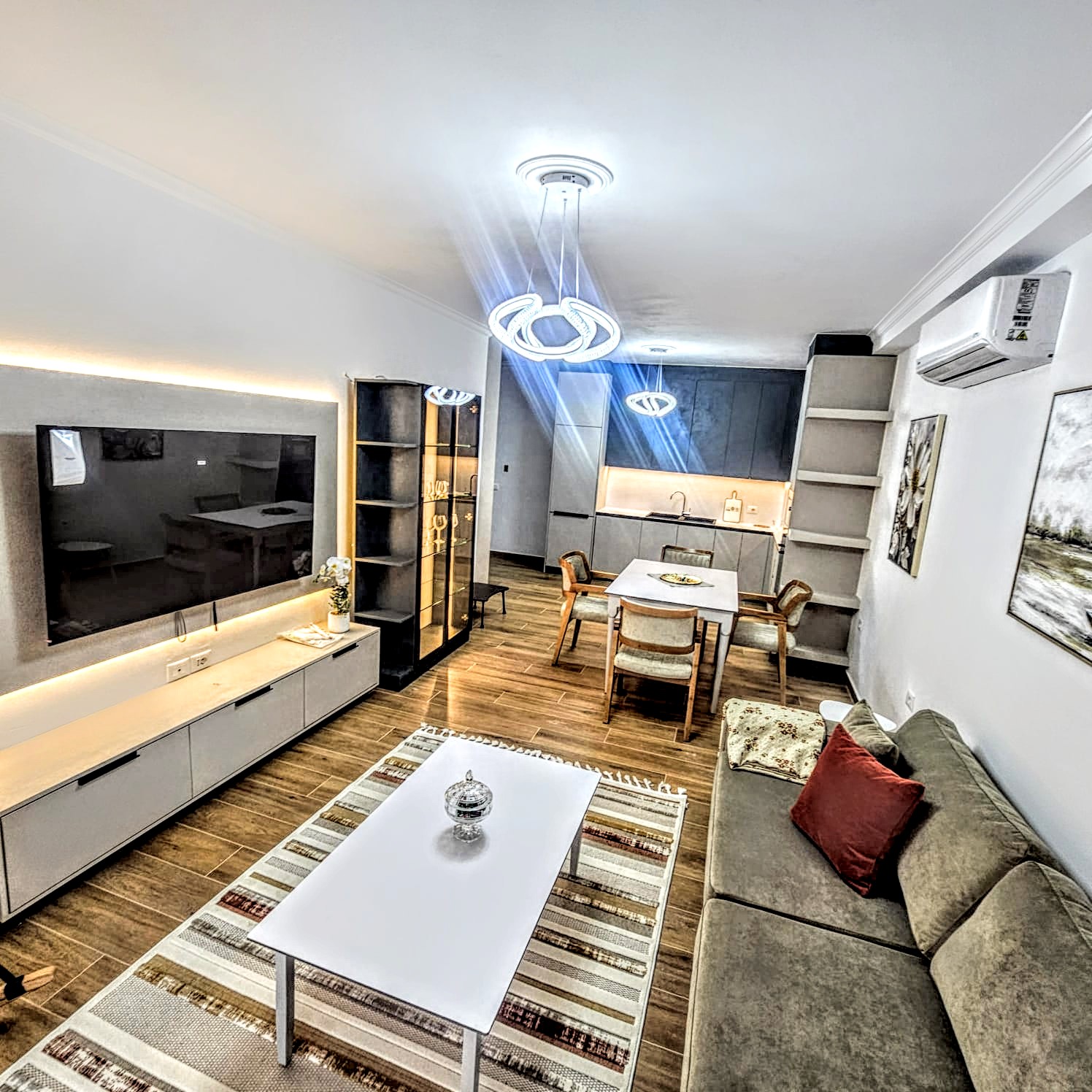 Miete zwei-zimmer-wohnung in Vlora