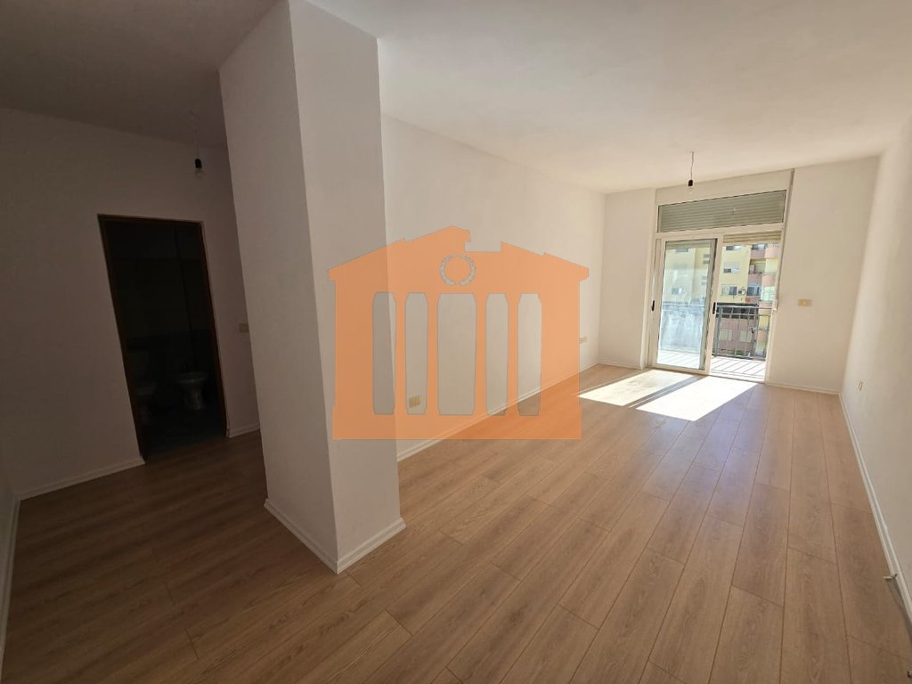 Apartament 1+1 në plazh iliria Durrës, për shitje!