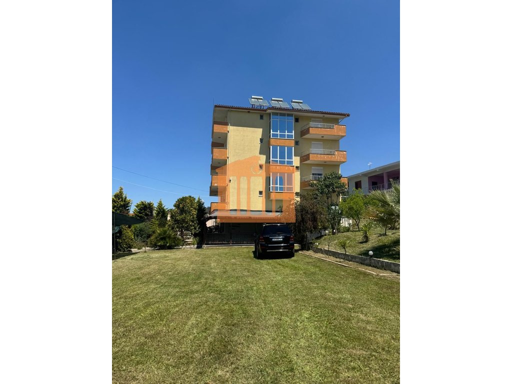 Mini hotel ne golem, per qira !