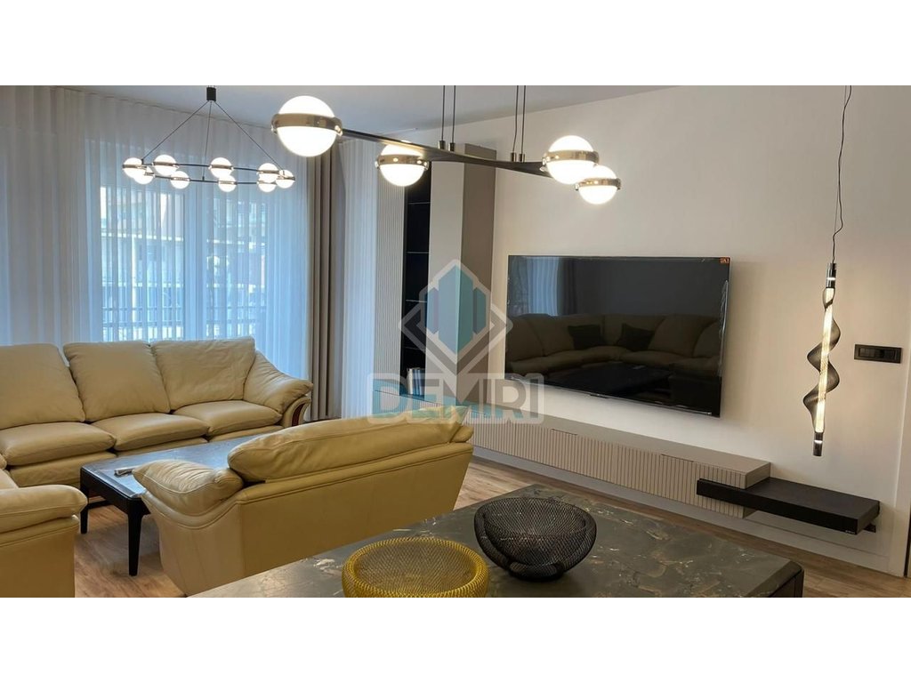 Apartamento de lujo en alquiler en Arbëri - dragodan