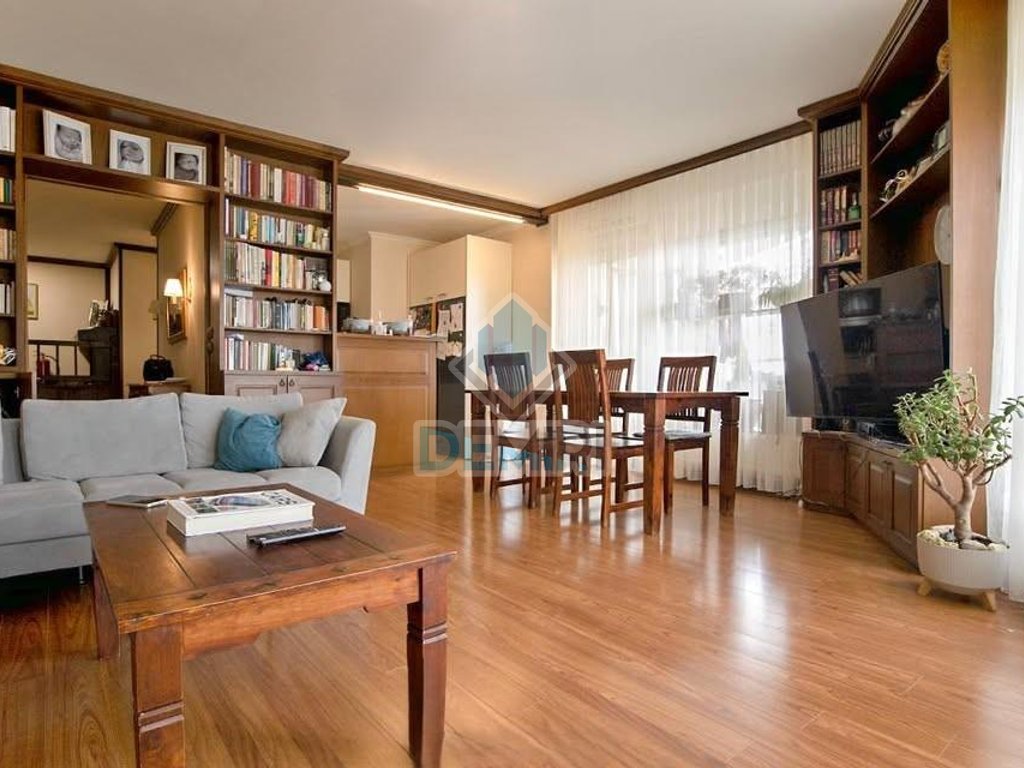 Ofrohet per shitje banesa e tregtisë 86m² neto në rrugën c // Prishtinë