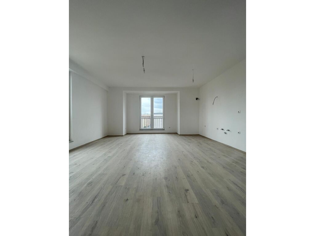 Apartamento à venda na rua Fushë Kosovë, pajazit islami perto da nova mesquita